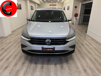 Volkswagen Tiguan 2.0 TDI 150 CV SCR DSG 4MOTION Elegance (3)