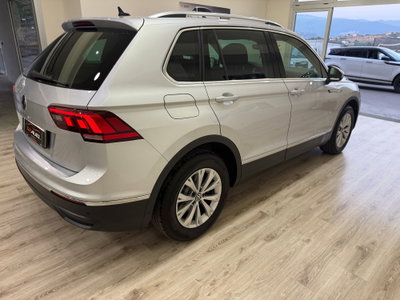 Volkswagen Tiguan 2.0 TDI 150 CV SCR DSG 4MOTION Elegance (5)