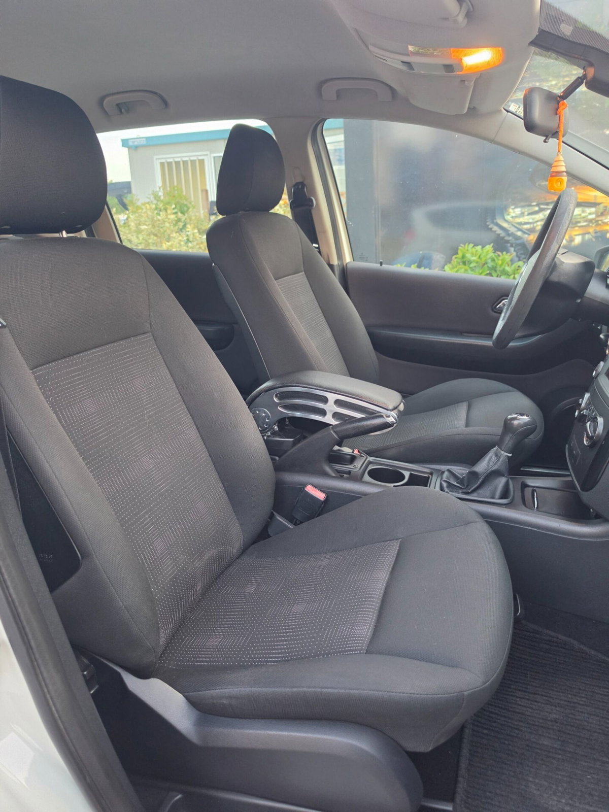 Mercedes-Benz Classe A 160 BlueEFFICIENCY Coupé Special Edition (11)