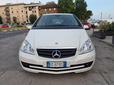 Mercedes-Benz Classe A 160 BlueEFFICIENCY Coupé Special Edition (4)