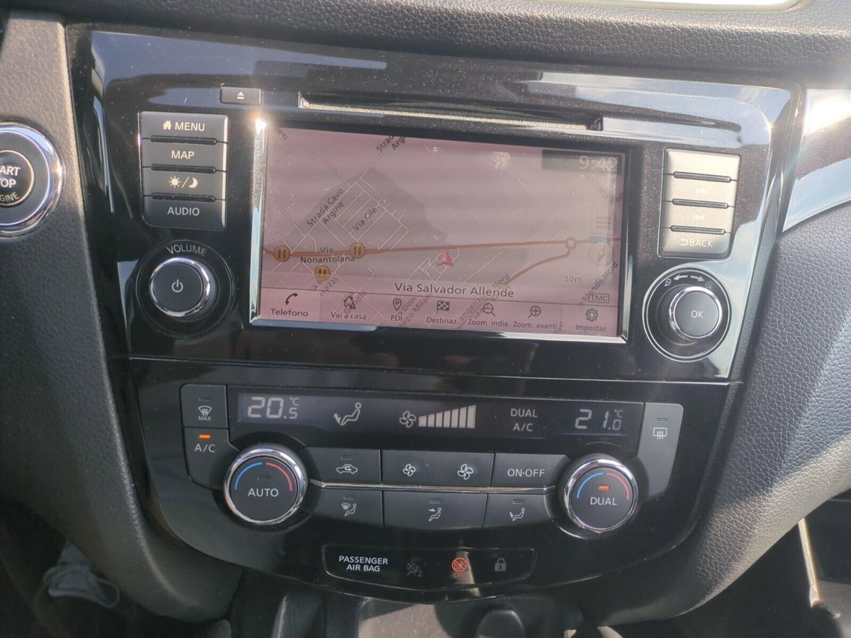 Nissan Qashqai 1.7 dCi 150 CV 4WD CVT N-Connecta (10)