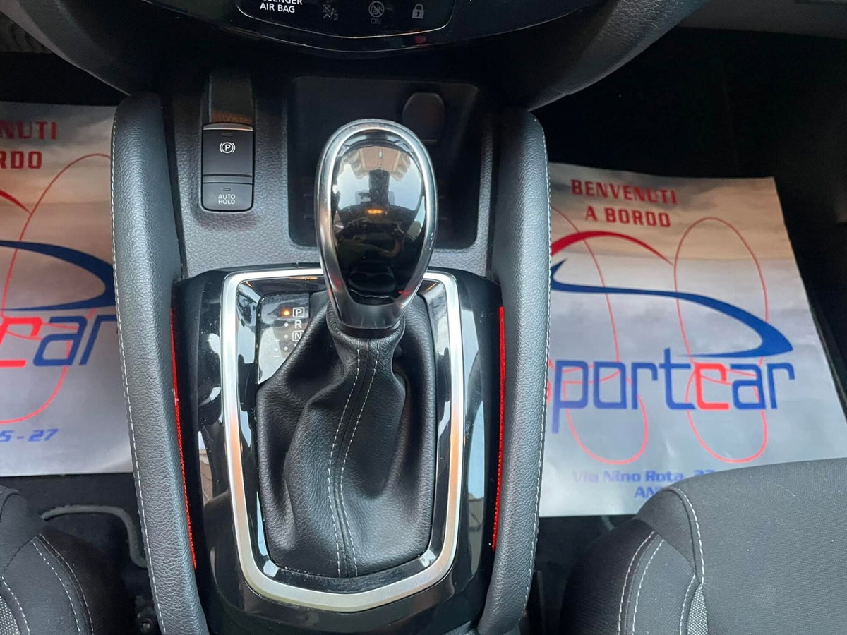 Nissan Qashqai 1.7 dCi 150 CV 4WD CVT N-Connecta (19)