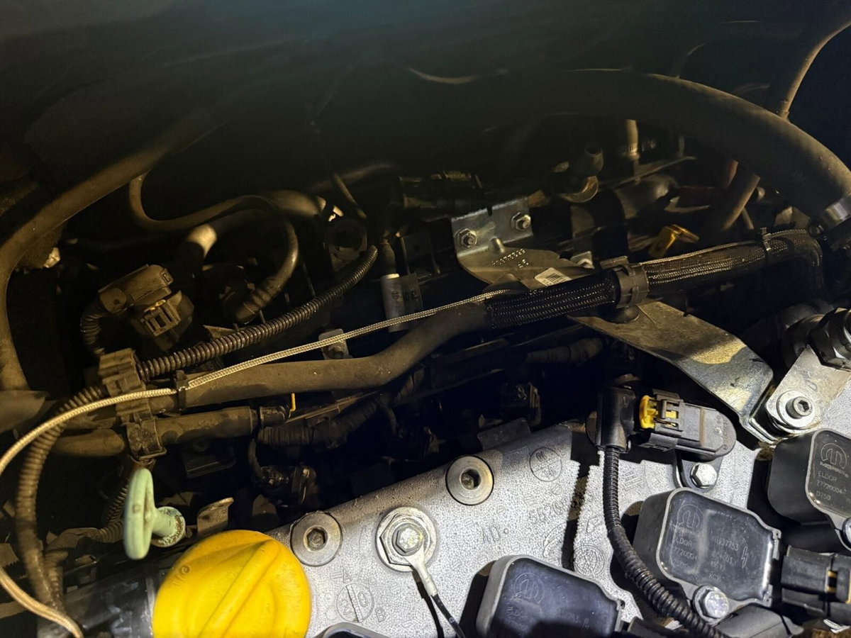 Abarth 595 595 1.4 Turbo T-Jet 165 CV Pista (16)