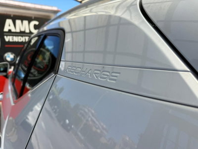 Volvo XC40 T4 Recharge Plug-in Hybrid R-design (10)