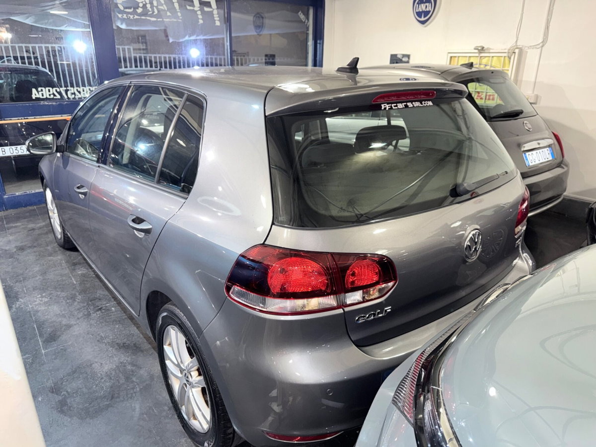 Volkswagen Golf 1.6 TDI DPF 5p. Highline (4)