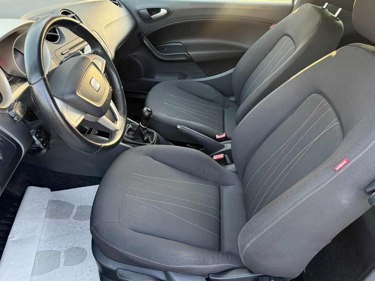 SEAT Ibiza SC 1.2 70 CV 3 porte Reference (7)