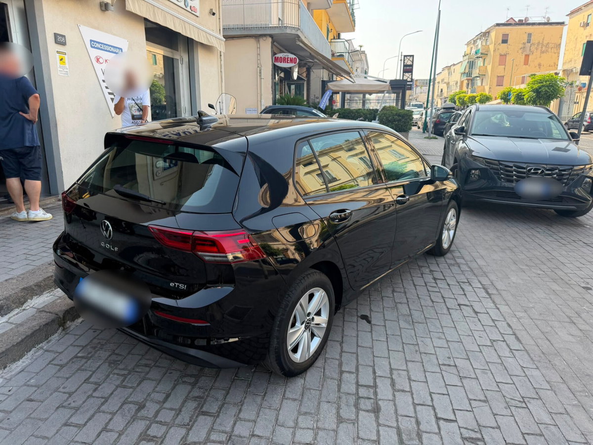 Volkswagen Golf 1.0 TSI EVO Life (3)