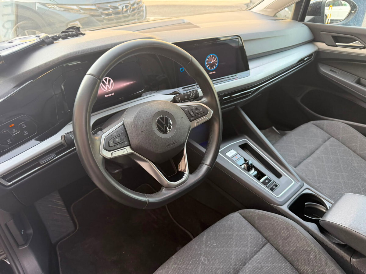 Volkswagen Golf 1.0 TSI EVO Life (7)