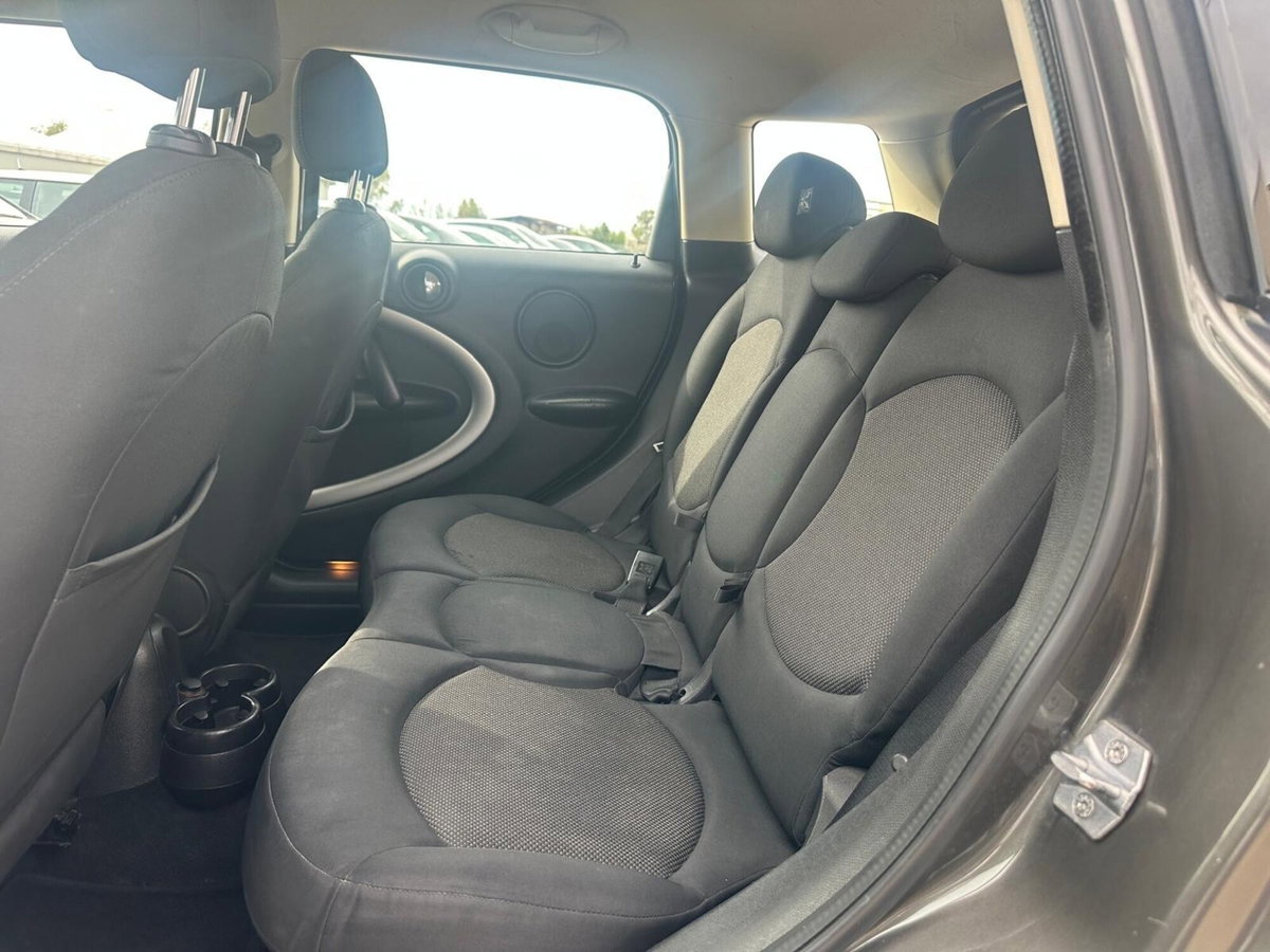 MINI Mini Countryman 1.6 Cooper D Countryman (12)