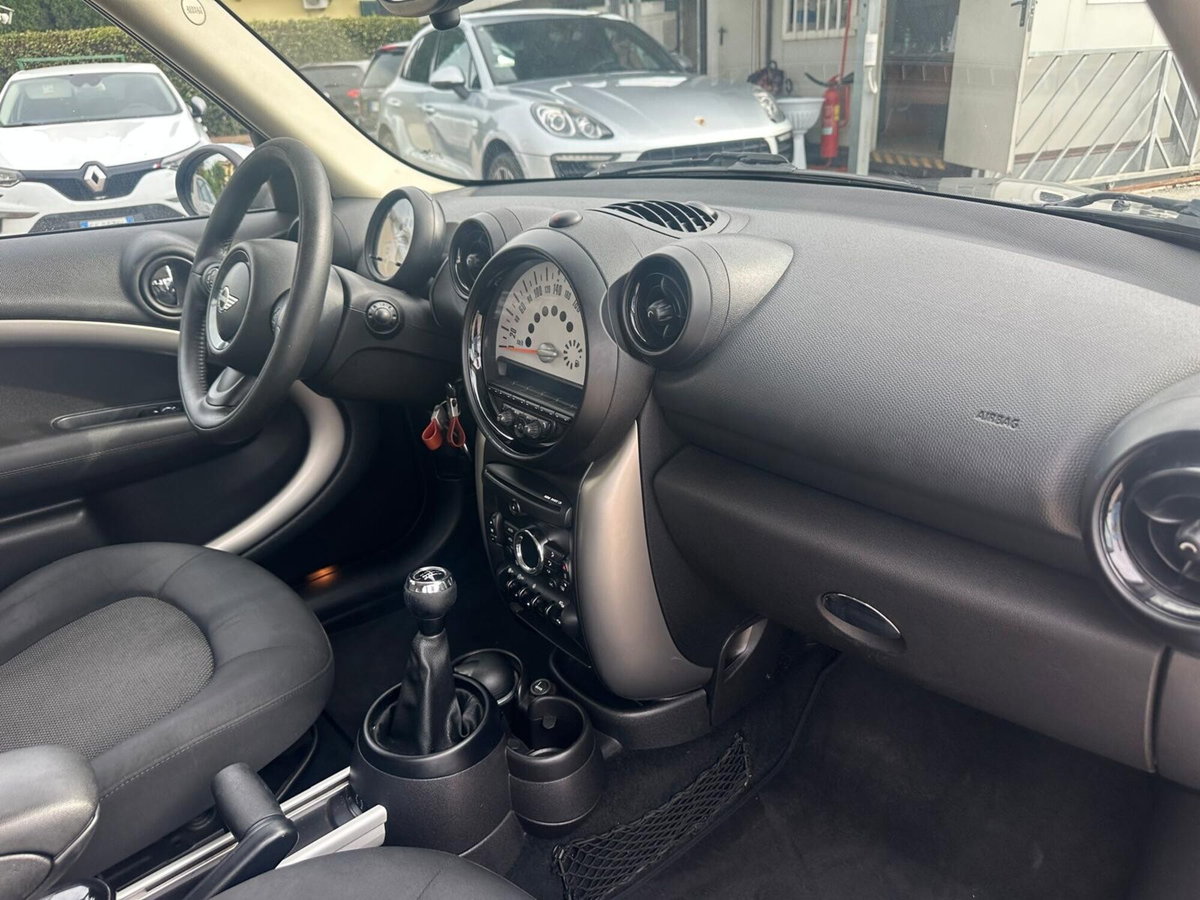 MINI Mini Countryman 1.6 Cooper D Countryman (17)