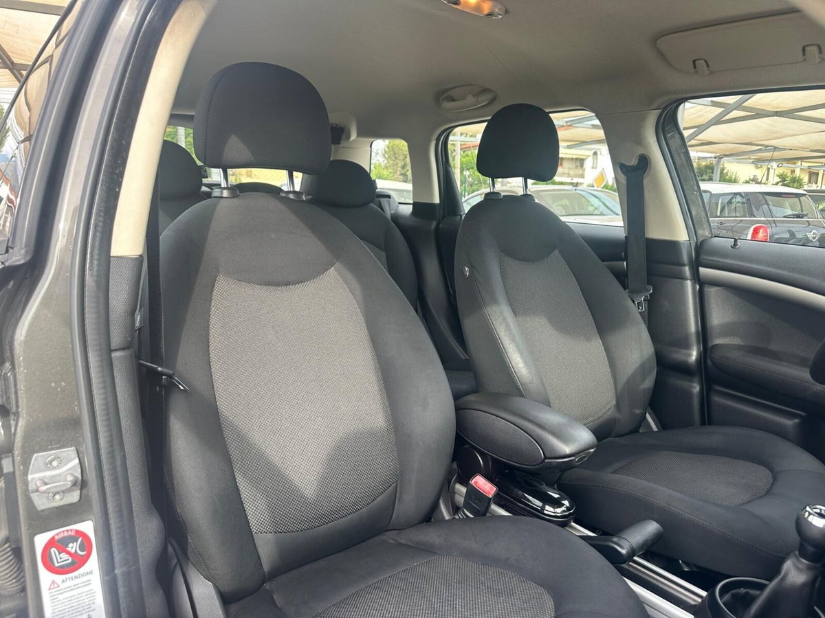 MINI Mini Countryman 1.6 Cooper D Countryman (18)
