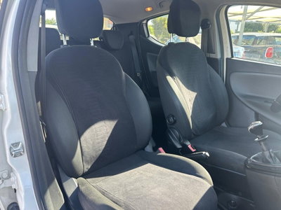 Lancia Ypsilon 1.2 69 CV 5 porte GPL Ecochic Gold (17)