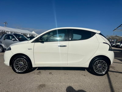 Lancia Ypsilon 1.2 69 CV 5 porte GPL Ecochic Gold (7)