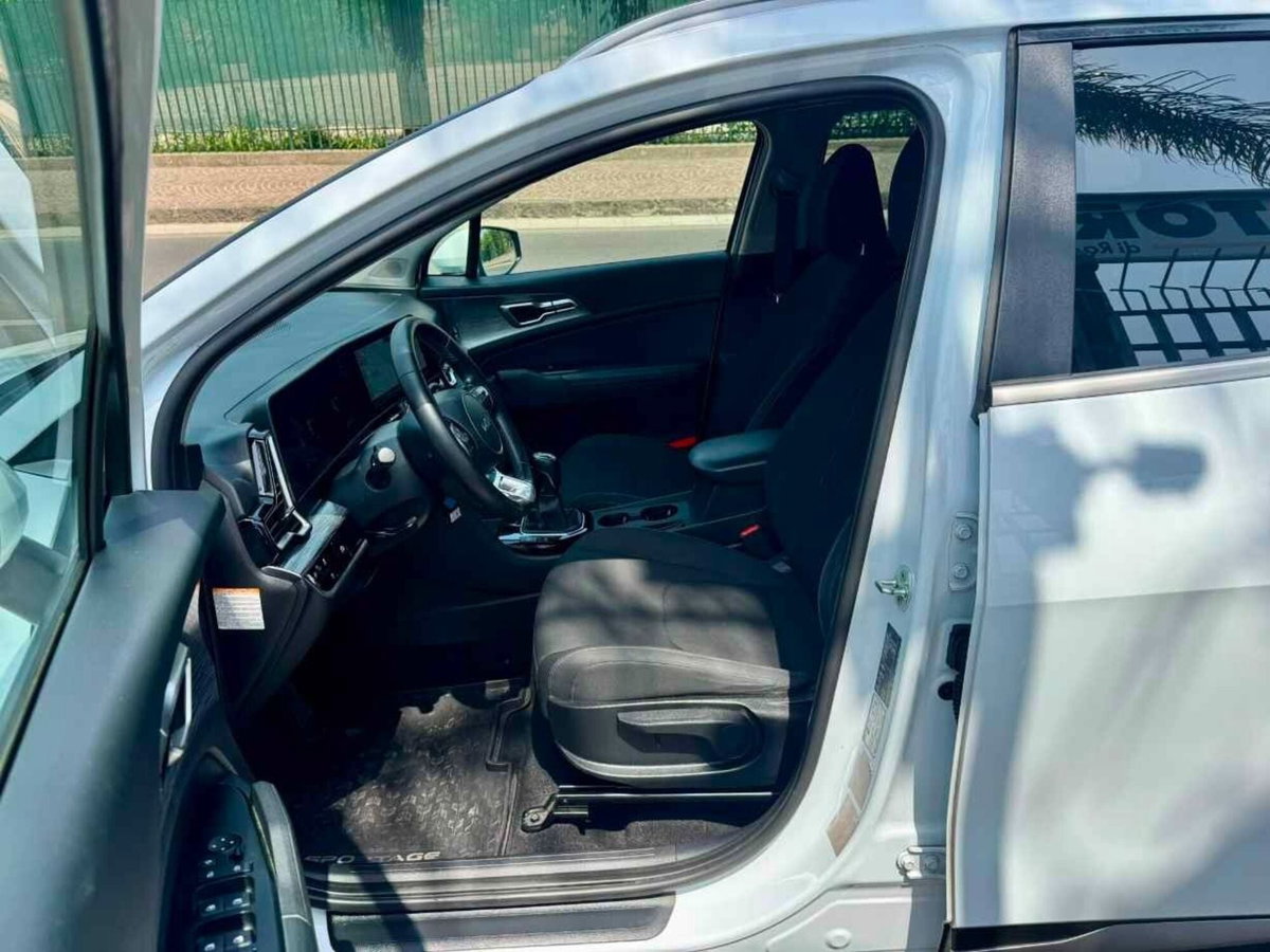 Kia Sportage 1.6 TGDi HEV AT Style (19)