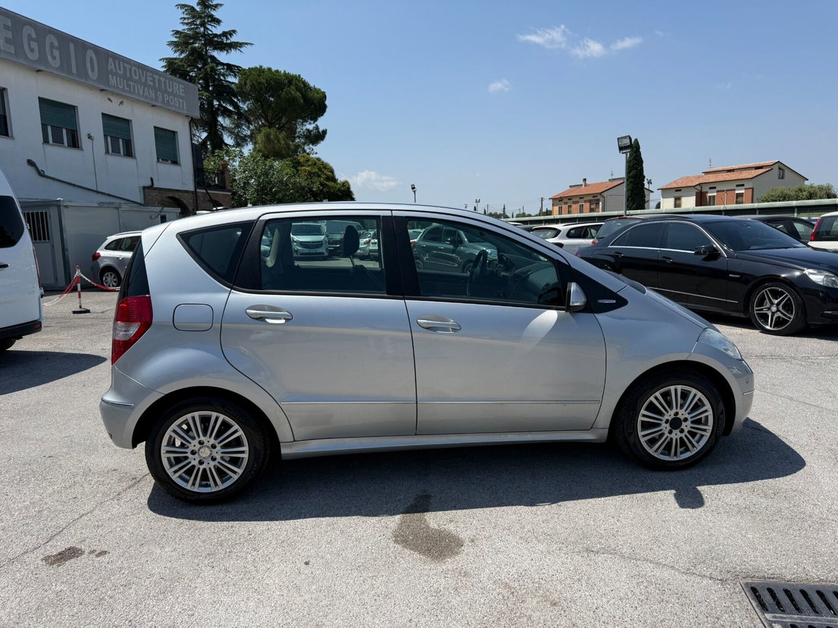 Mercedes-Benz Classe A 160 Special Edition (6)