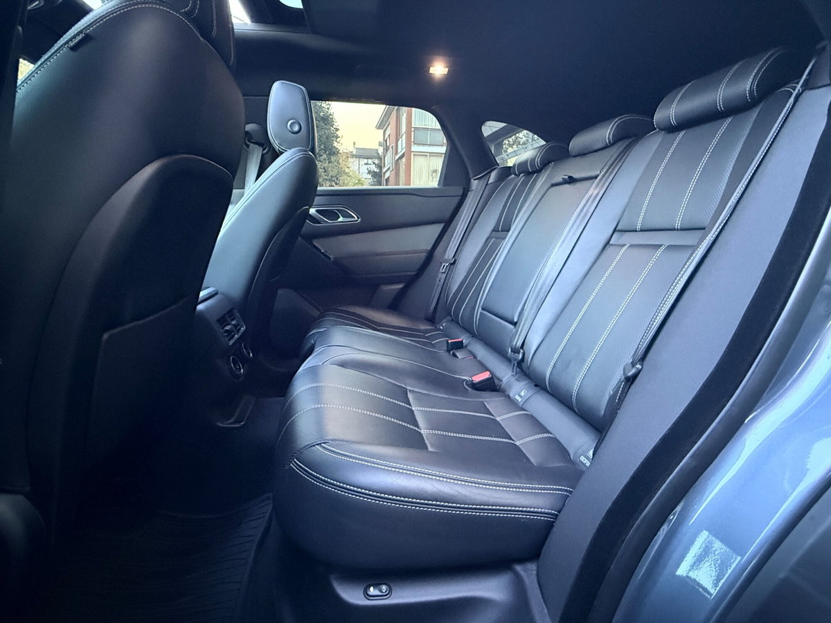 Land Rover Range Rover Velar 2.0D I4 240 CV R-Dynamic S (9)