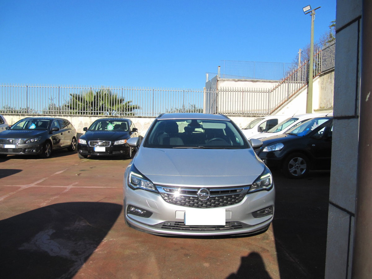 Opel Astra Station Wagon 1.6 CDTi 136CV aut. Sports Dynamic (3)