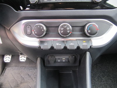 Kia Rio 1.1 CRDi 5p. Active (10)