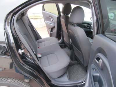 Kia Rio 1.1 CRDi 5p. Active (11)