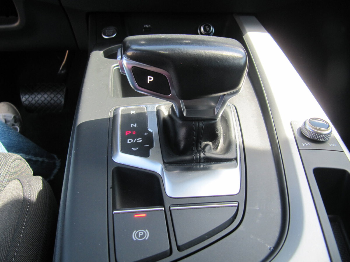 Audi A4 Avant 40 TDI quattro S tronic Business Advanced (15)
