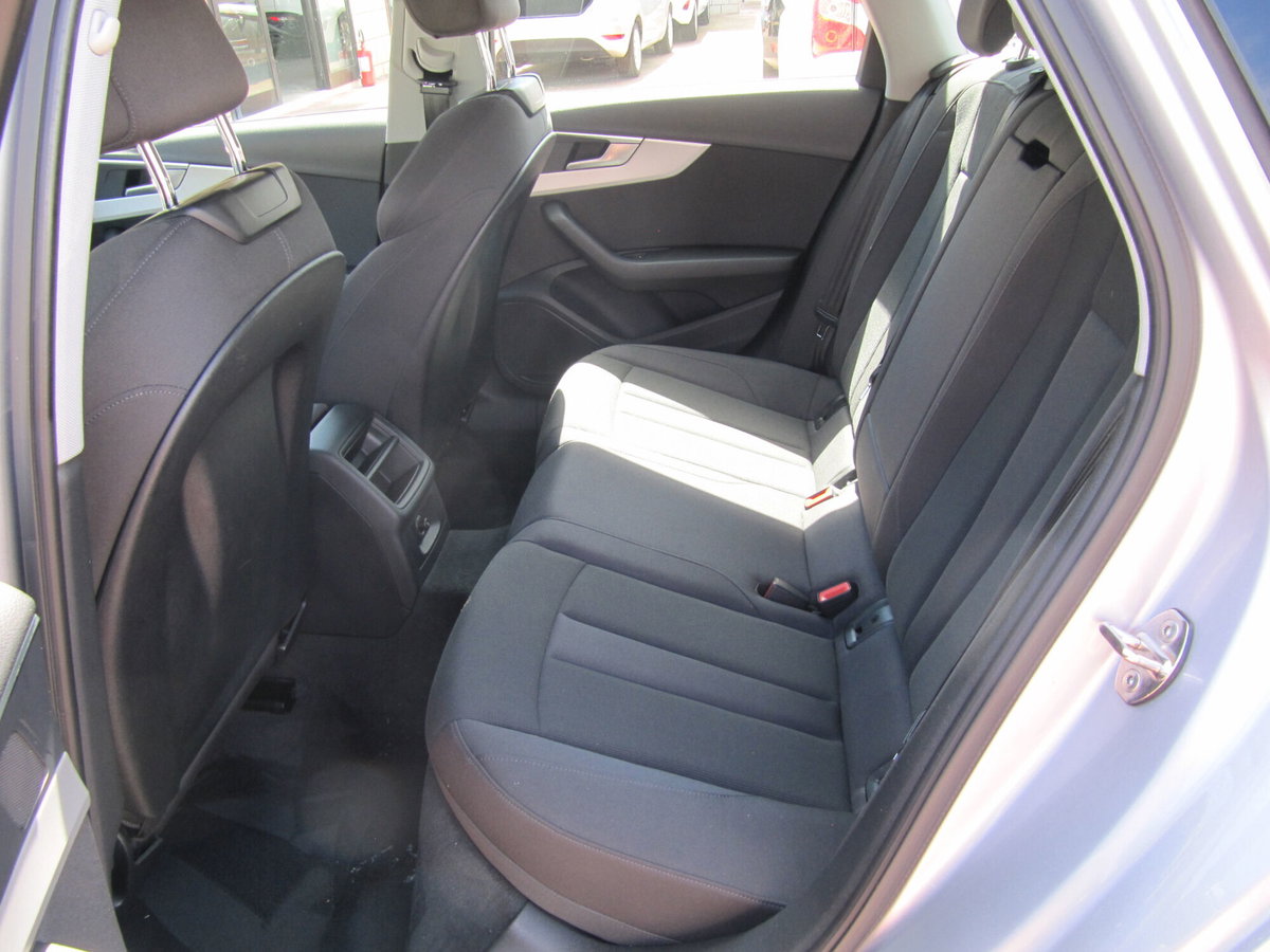 Audi A4 Avant 40 TDI quattro S tronic Business Advanced (19)