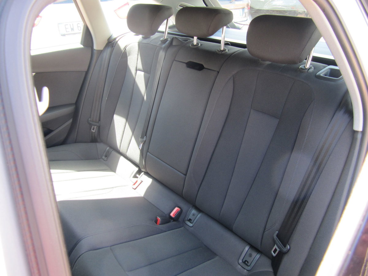Audi A4 Avant 40 TDI quattro S tronic Business Advanced (20)