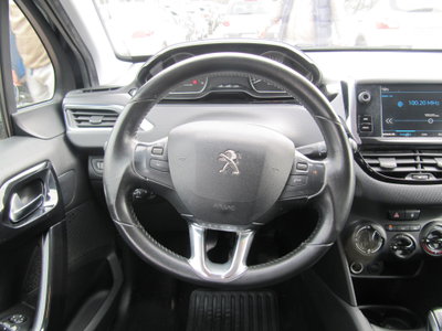 Peugeot 208 BlueHDi 100 Stop&Start 5 porte Allure (6)