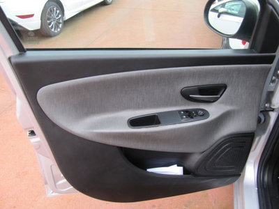 Lancia Ypsilon 0.9 TwinAir 85 CV 5 porte Metano Ecochic Gold (13)