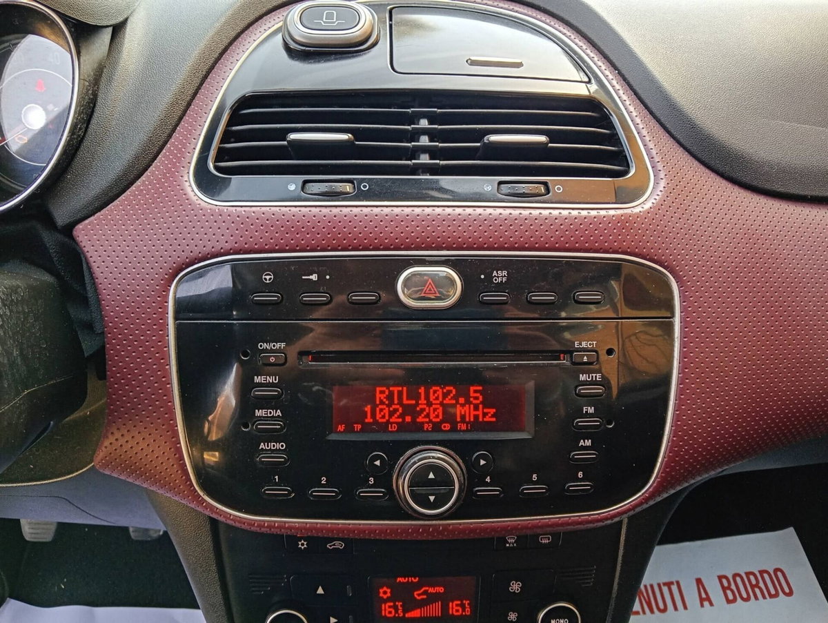 Fiat Punto Evo 1.4 3 porte Dynamic GPL (10)