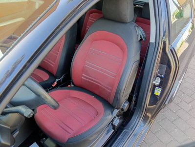 Fiat Punto Evo 1.4 3 porte Dynamic GPL (13)