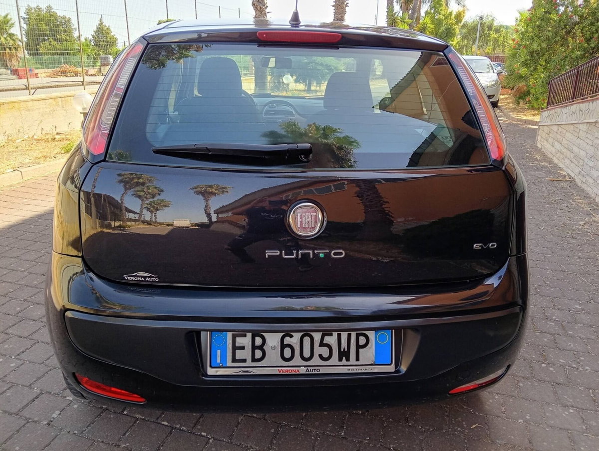 Fiat Punto Evo 1.4 3 porte Dynamic GPL (5)
