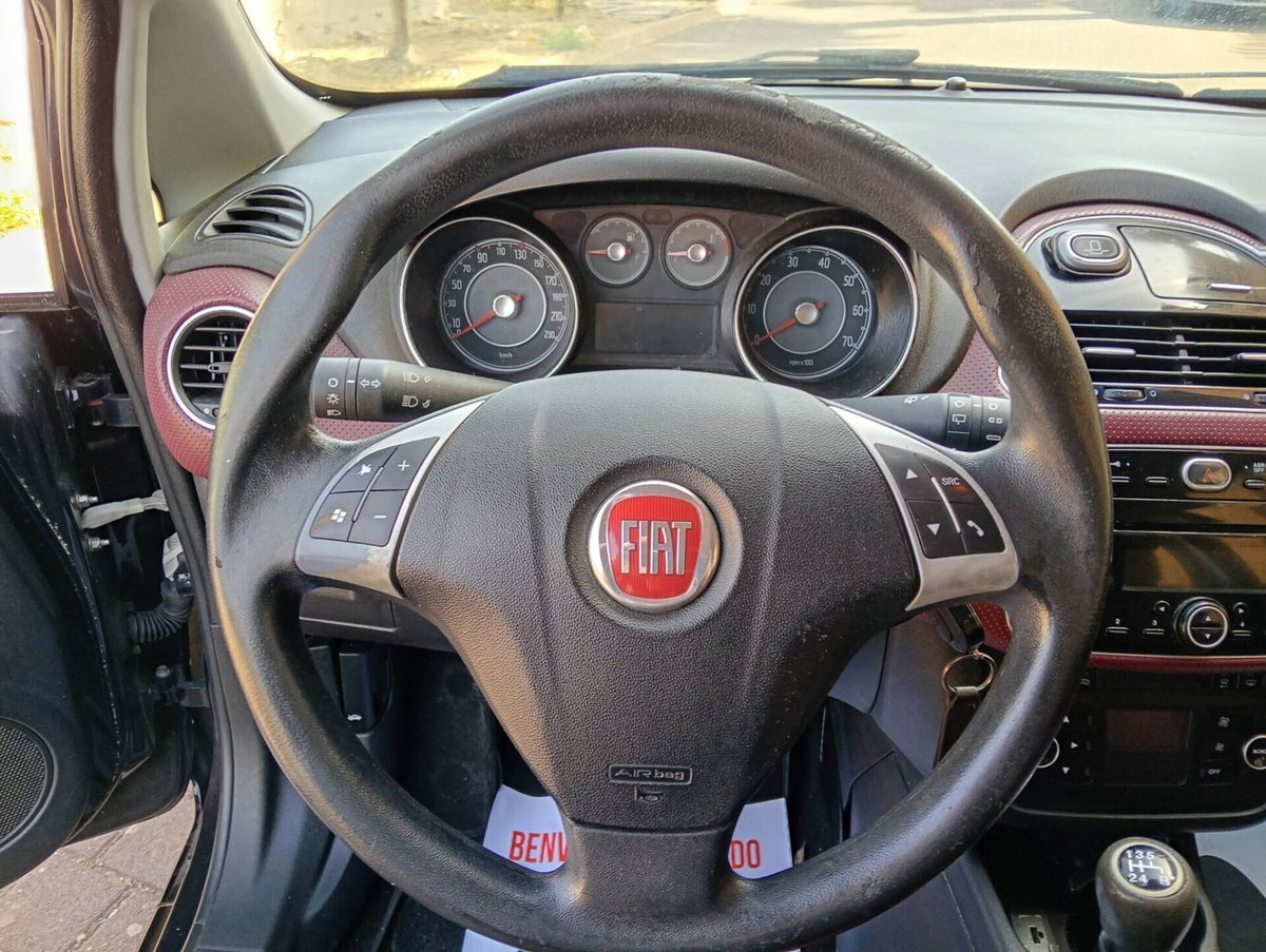 Fiat Punto Evo 1.4 3 porte Dynamic GPL (8)