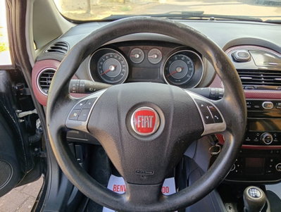 Fiat Punto Evo 1.4 3 porte Dynamic GPL (8)