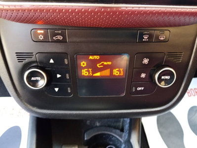 Fiat Punto Evo 1.4 3 porte Dynamic GPL (9)