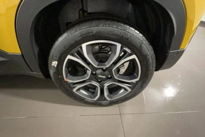 Jeep Avenger 1.2 turbo Summit fwd 100cv (9)