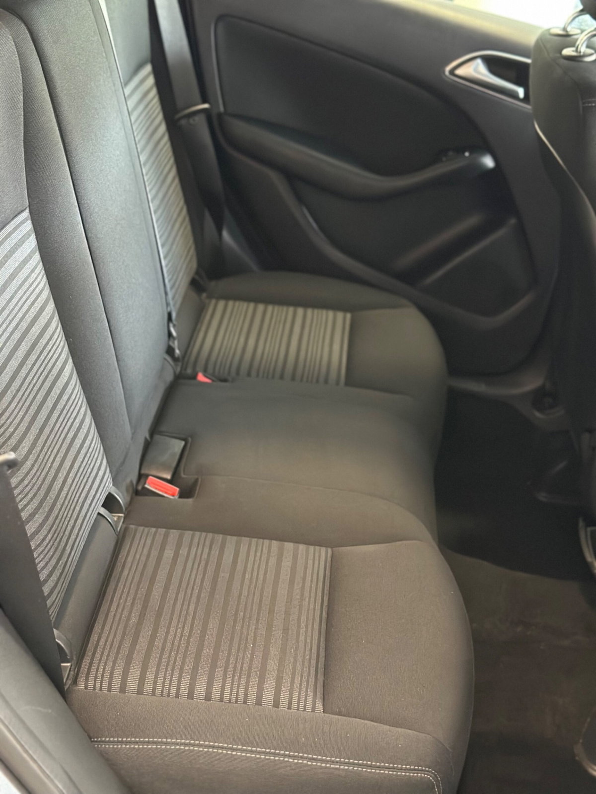 Mercedes-Benz Classe B 180 CDI Executive (10)