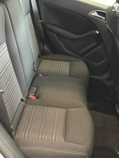 Mercedes-Benz Classe B 180 CDI Executive (10)