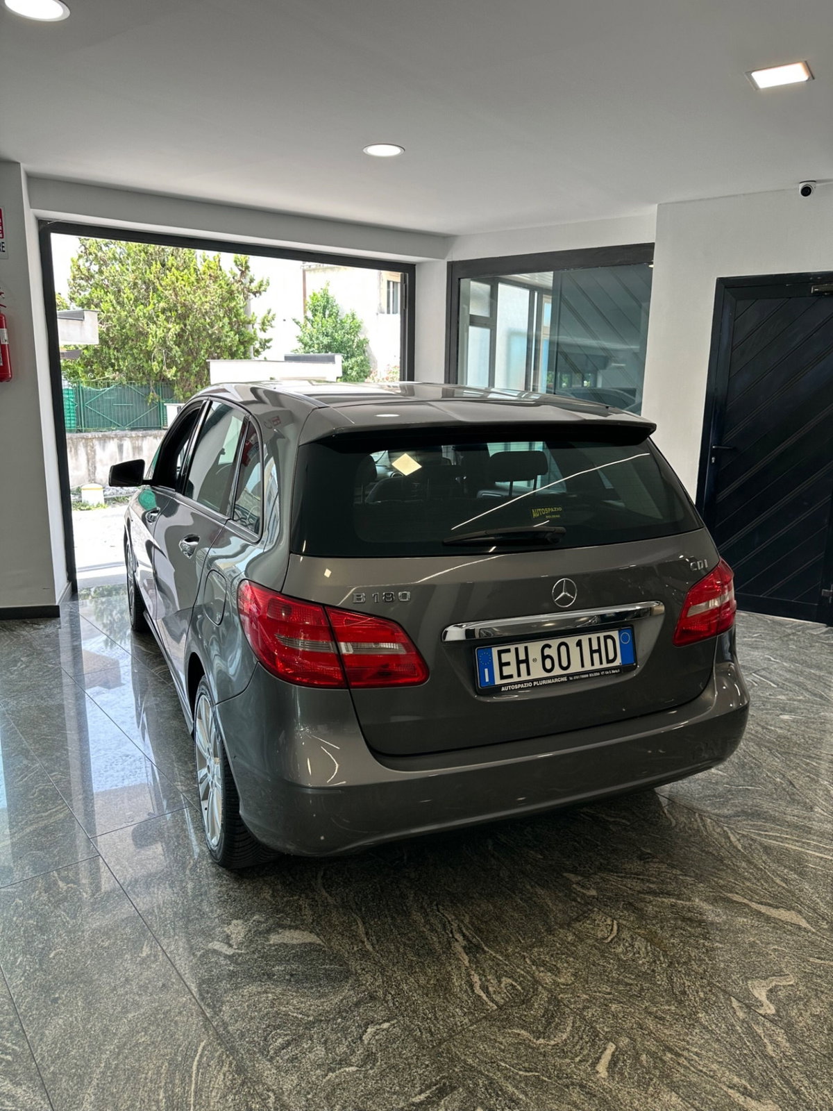 Mercedes-Benz Classe B 180 CDI Executive (6)
