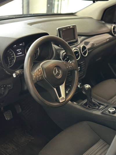 Mercedes-Benz Classe B 180 CDI Executive (7)