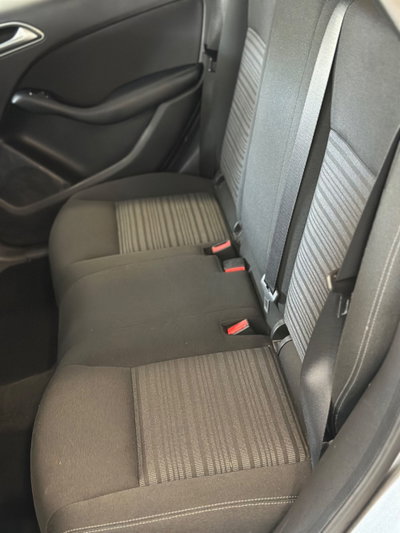Mercedes-Benz Classe B 180 CDI Executive (9)