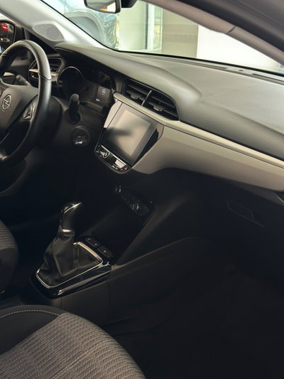 Opel Corsa 1.2 Edition (11)