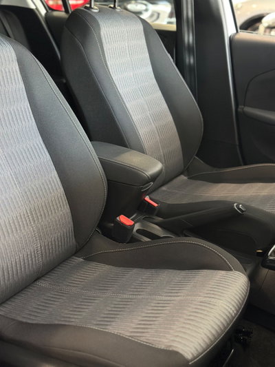 Opel Corsa 1.2 Edition (12)