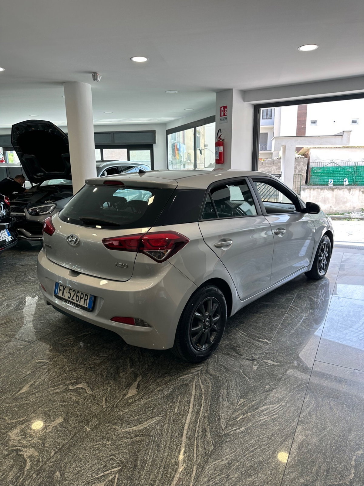 Hyundai i20 1.2 5 porte Classic (4)