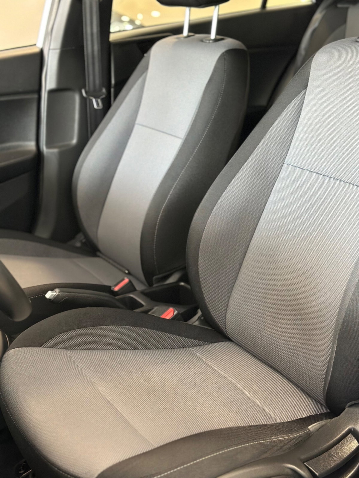 Hyundai i20 1.2 5 porte Classic (8)
