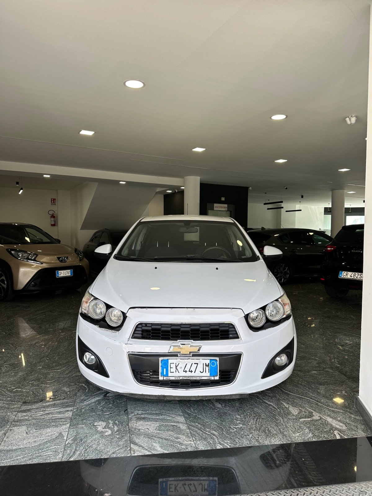 Chevrolet Aveo 1.2 5 porte L (2)