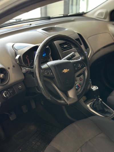 Chevrolet Aveo 1.2 5 porte L (7)