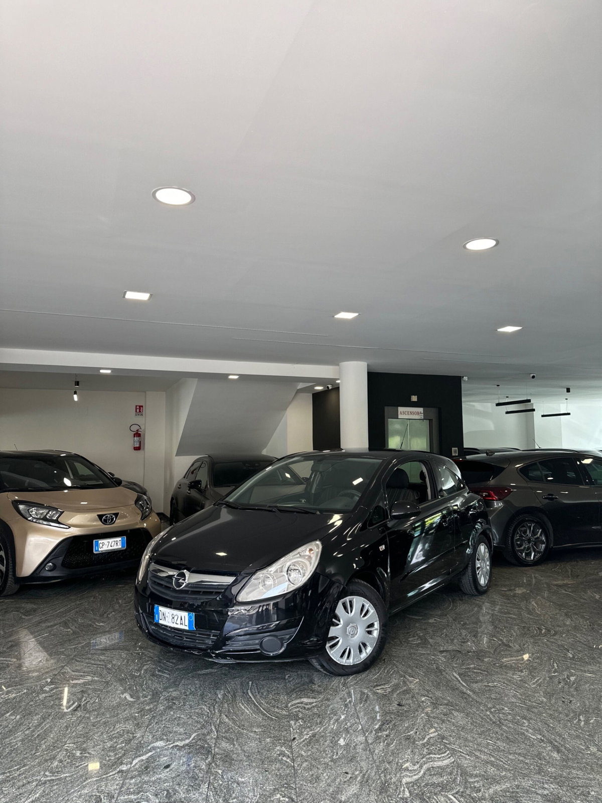 Opel Corsa 1.0i 12V cat 3 porte Enjoy
