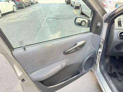 Fiat Punto 1.3 Multijet 16V 5 porte Dynamic (16)