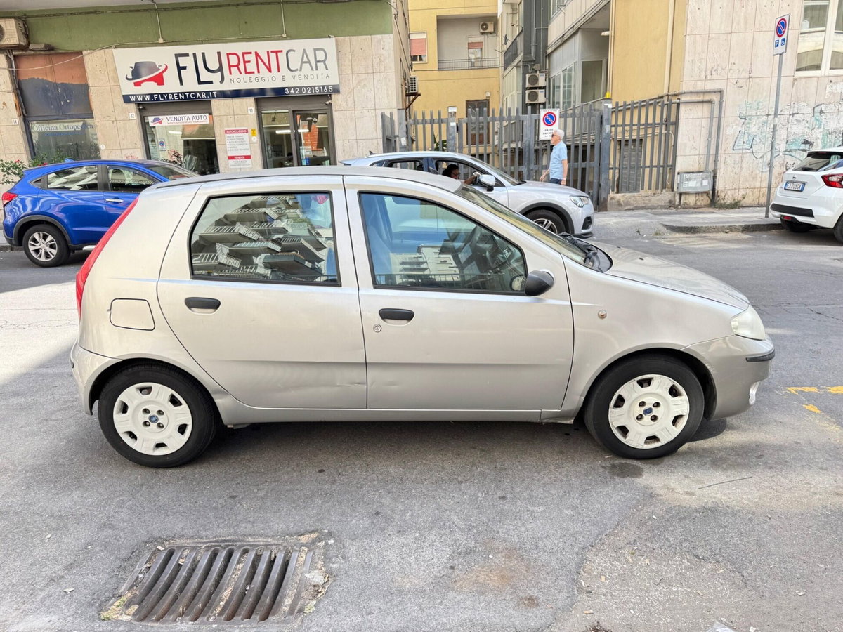 Fiat Punto 1.3 Multijet 16V 5 porte Dynamic (8)