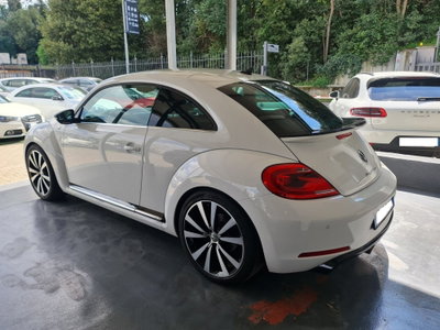 Volkswagen Maggiolino 2.0 TSI DSG Sport (5)